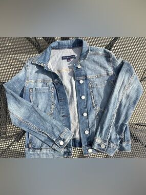 Rock & Republic Navy Label Shirt with Red Size Tag